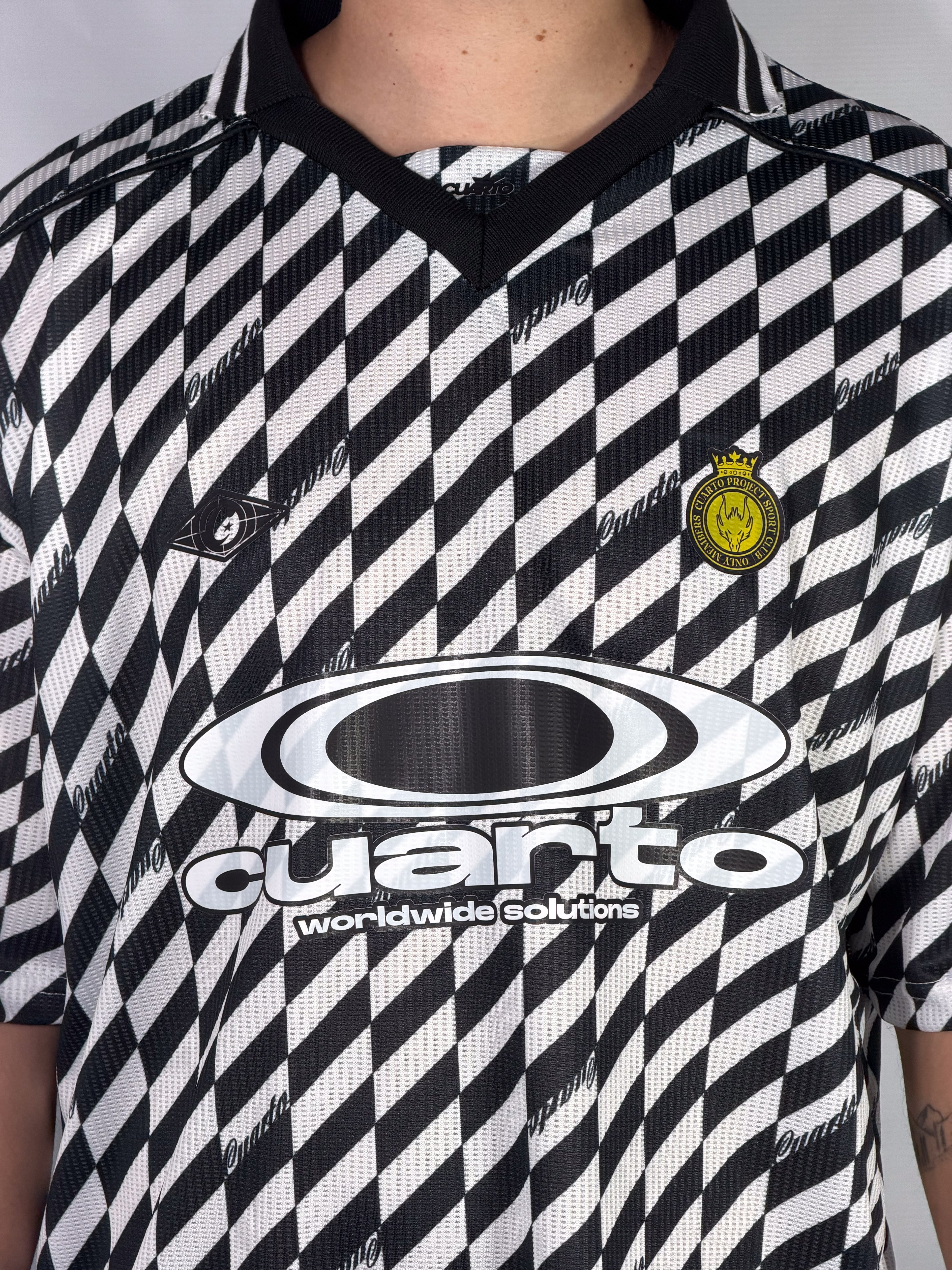 Jersey Graphic Black & White