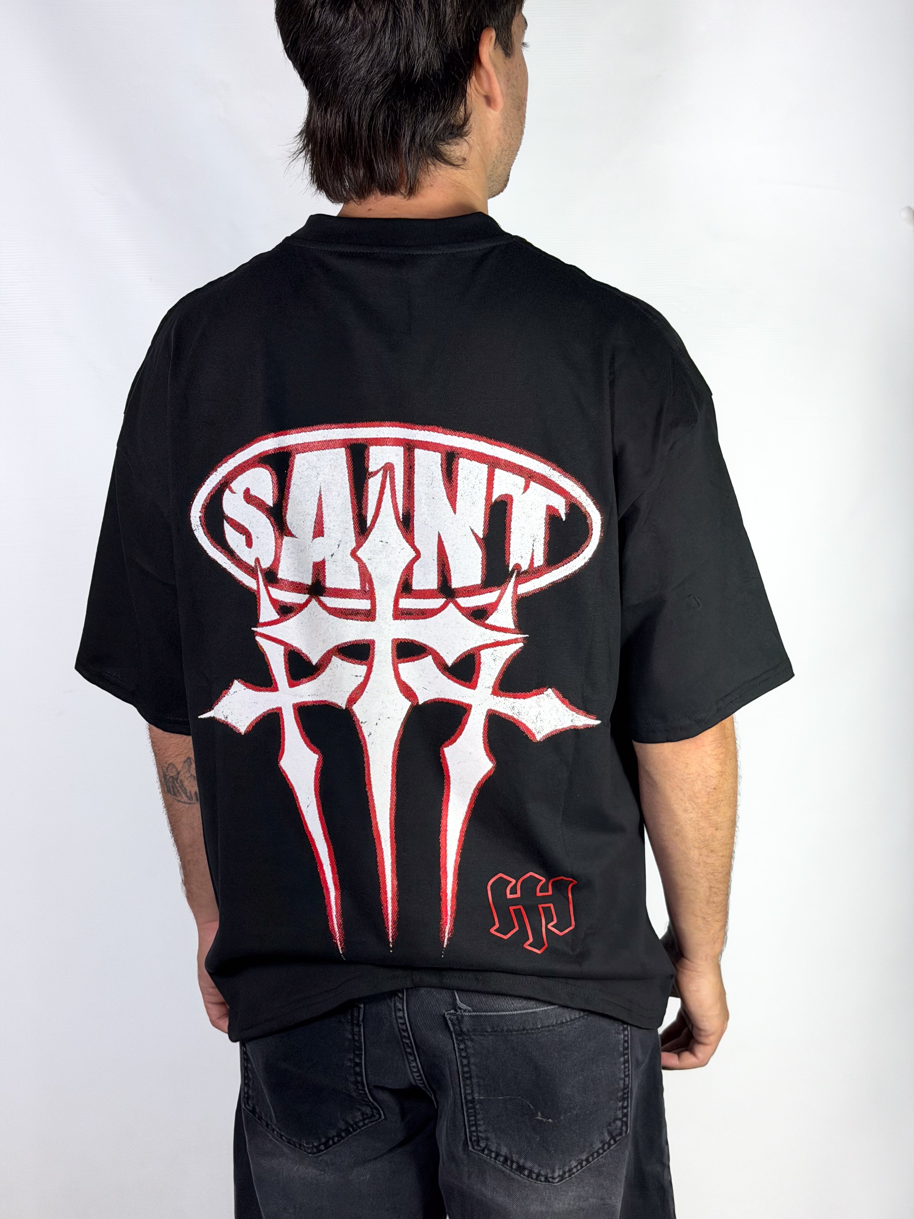 Remera SAINT